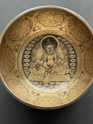Special Hand Carved Hammered Singing Bowl – 10